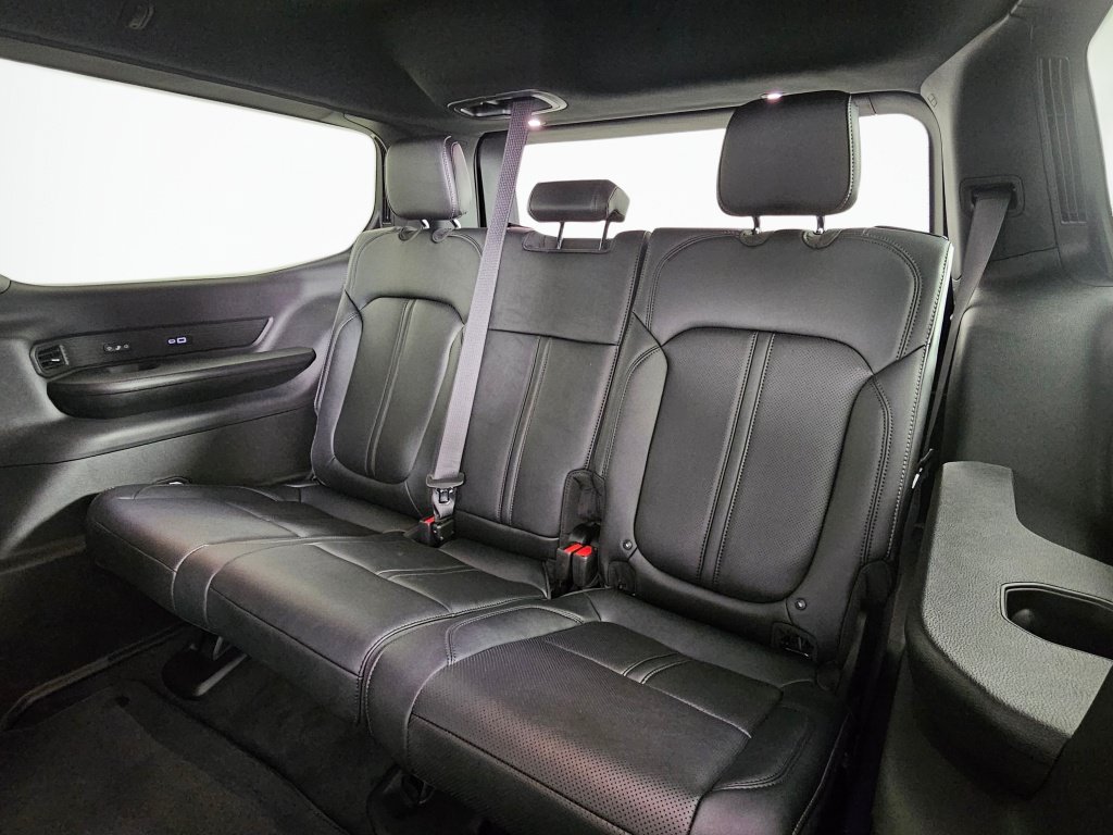New 2026 Jeep Grand Wagoneer Limited AWD/4WD image 37