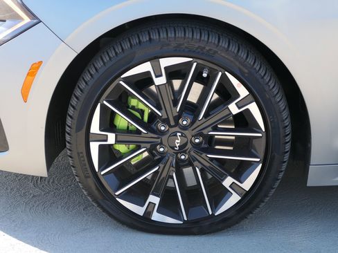 New 2026 Kia K5 GT FWD image 9