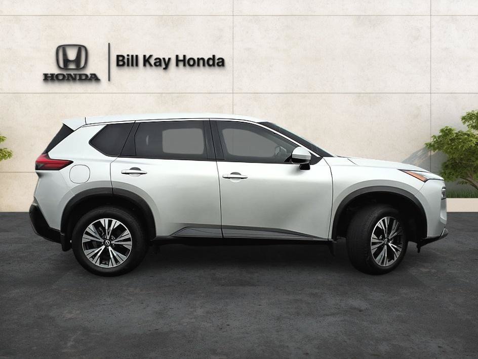 Used 2023 Nissan Rogue SV AWD/4WD image 2
