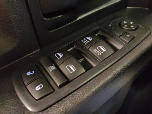 Used 2016 RAM 1500 Tradesman w/ Popular Equipment Group image 27