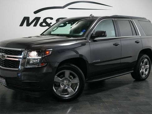 Used 2017 Chevrolet Tahoe LS RWD image 2