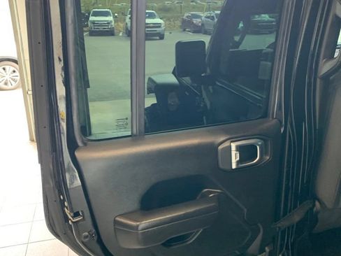 Used 2026 Jeep Wrangler Unlimited Sport AWD/4WD image 8