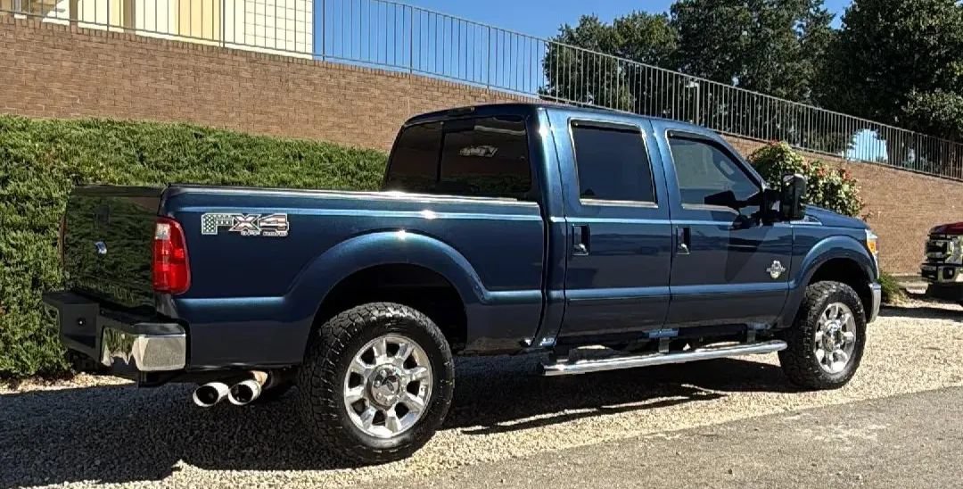 Used 2015 Ford F250 Lariat w/ Lariat Ultimate Package AWD/4WD image 6