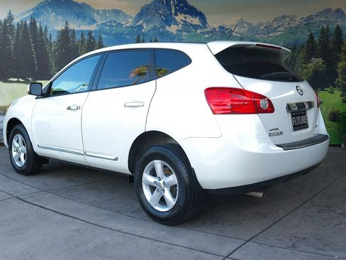 Used 2013 Nissan Rogue S w/ Special Edition Pkg image 4