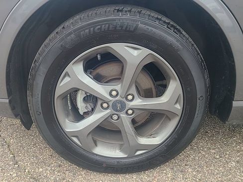 Used 2024 Ford Escape ST-Line w/ Tech Pack #1 AWD/4WD image 9