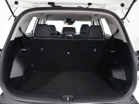 Used 2023 Kia Seltos S image 34