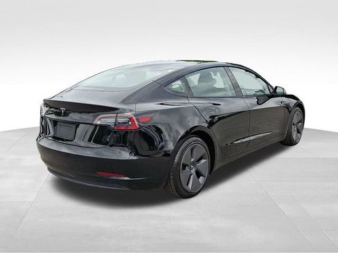 Used 2023 Tesla Model 3 Standard Range RWD image 7