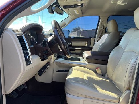 Used 2017 RAM 1500 Laramie w/ Convenience Group image 11