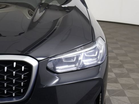 Used 2024 BMW X4 xDrive30i AWD/4WD image 17