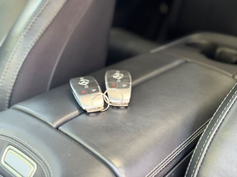 Used 2021 Mercedes-Benz GLS 580 4MATIC image 24