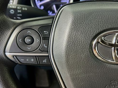 Used 2023 Toyota Camry LE image 18