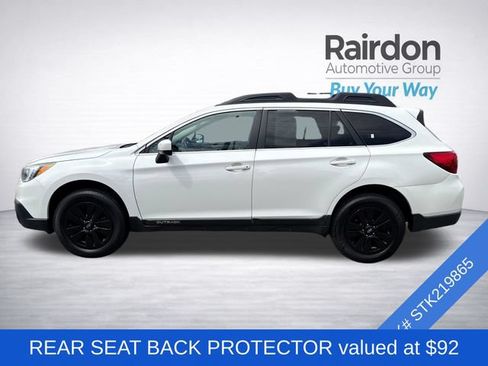 Used 2017 Subaru Outback 2.5i Premium AWD/4WD image 4