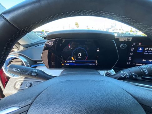 Used 2025 Chevrolet Trax LT w/ Driver Confidence Package FWD image 26