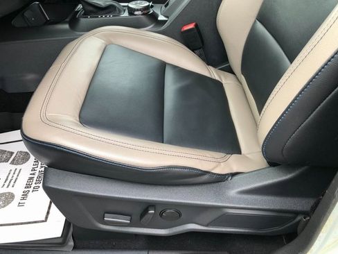 Used 2024 Ford Bronco Wildtrak image 17