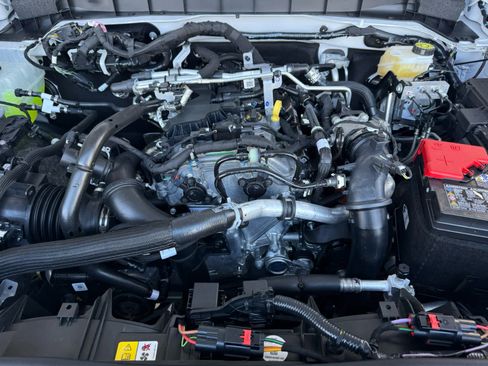 New 2025 Ford Bronco Big Bend w/ Black Diamond Package image 28