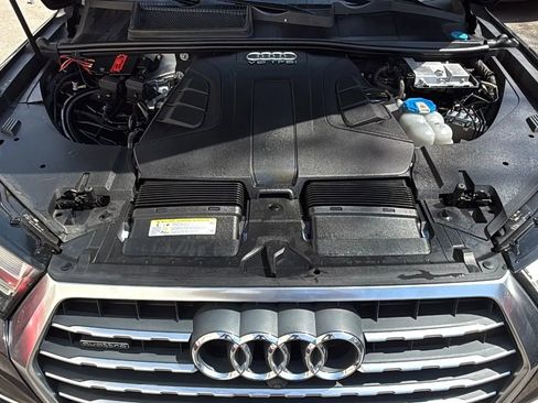 Used 2017 Audi Q7 3.0T Premium Plus w/ Premium Plus Package AWD/4WD image 23