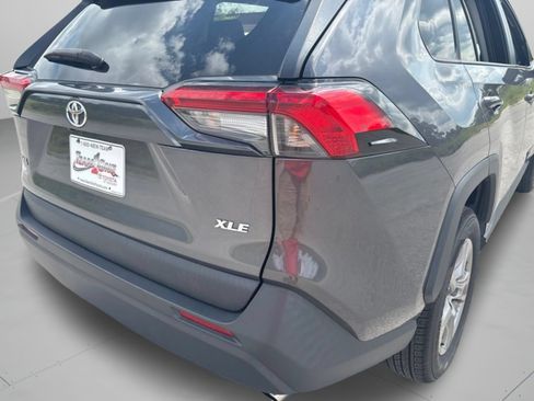 Used 2024 Toyota RAV4 XLE FWD image 28