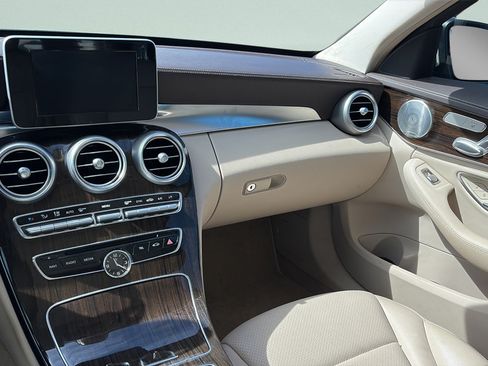 Used 2015 Mercedes-Benz C 300 4MATIC Sedan image 14