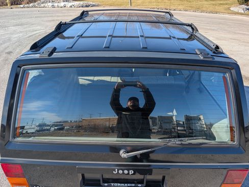 Used 1993 Jeep Cherokee Country image 44