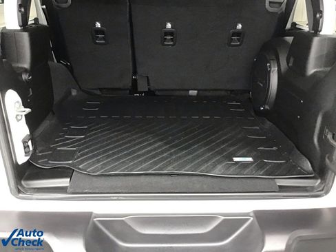 Used 2023 Jeep Wrangler Rubicon w/ Xtreme 35 Tire Package image 16