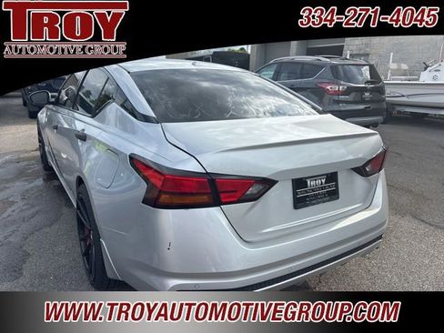 Used 2019 Nissan Altima 2.5 SV image 13
