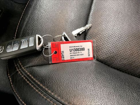 Used 2017 MAZDA CX-5 Grand Select image 31