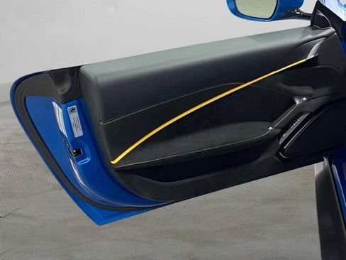 Used 2024 Ferrari Roma Spider image 38