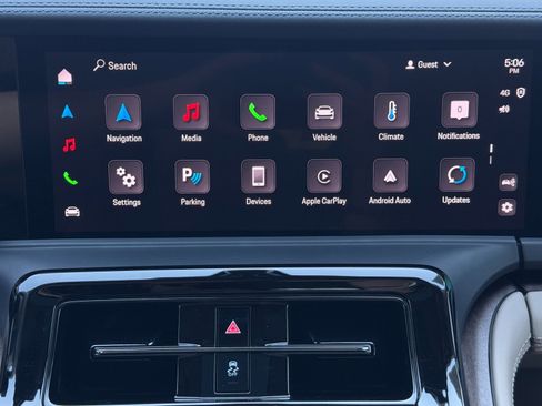 Used 2024 Porsche Panamera 4 image 27