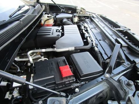 Used 2019 Chevrolet Silverado 1500 LT w/ All-Star Edition image 11