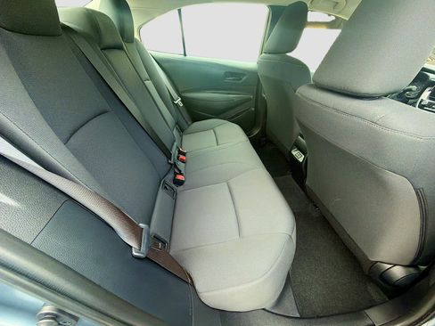 Used 2024 Toyota Corolla LE w/ LE Convenience Package image 27