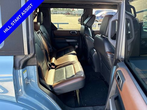 Used 2023 Ford Bronco Outer Banks AWD/4WD image 13