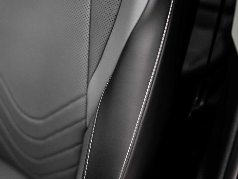 New 2026 Volkswagen Tiguan SE image 23