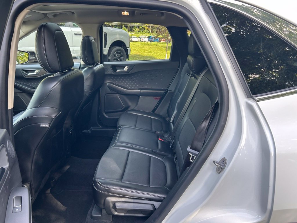Used 2020 Ford Escape Titanium AWD/4WD image 11