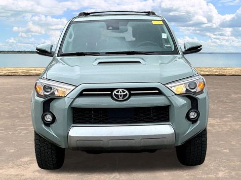 Used 2022 Toyota 4Runner TRD Off-Road Premium w/ Moonroof Package AWD/4WD image 5