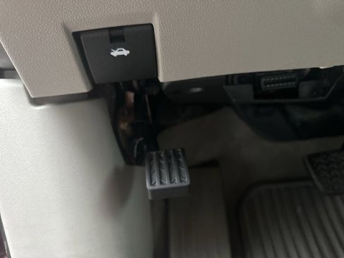 Used 2013 Buick Enclave Convenience w/ Trailering Provision Package image 12