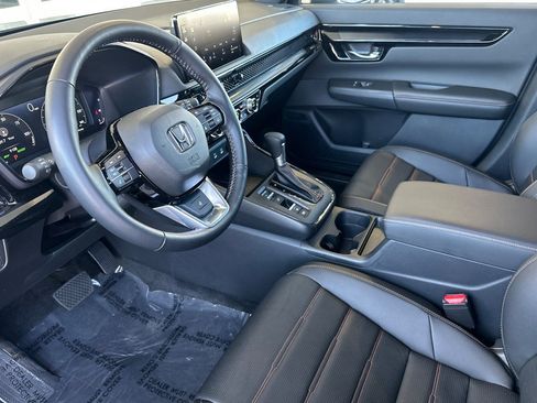 Used 2026 Honda CR-V Sport Touring image 9