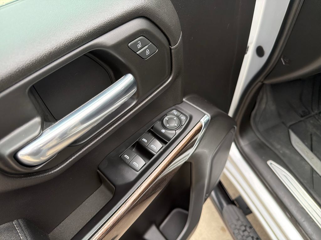 Certified 2019 Chevrolet Silverado 1500 RST AWD/4WD image 28