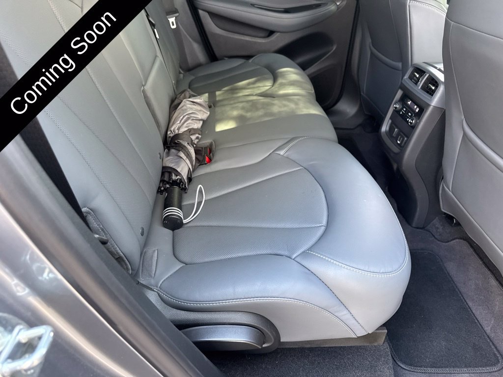 Used 2020 Buick Envision Essence w/ Experience Buick Package FWD image 17