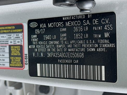 Used 2018 Kia Rio EX image 12