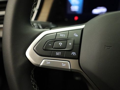 New 2026 Volkswagen Atlas SE image 24