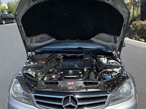 Used 2014 Mercedes-Benz C 250 Sedan image 20