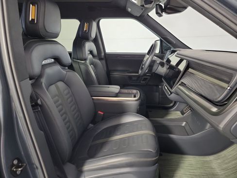 Used 2022 Rivian R1T Adventure AWD/4WD image 23