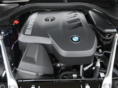 New 2026 BMW 530i w/ Premium Package image 18