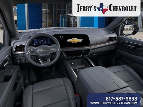 New 2026 Chevrolet Suburban LT w/ Comfort Package image 17