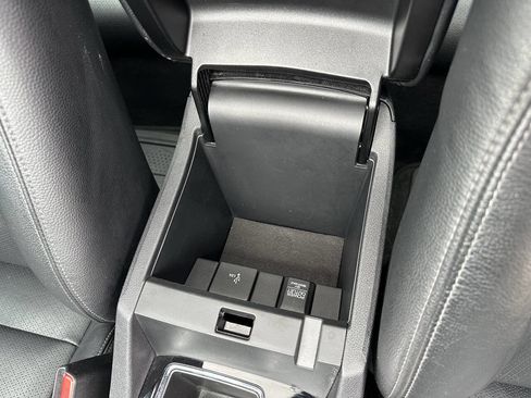 Used 2017 Honda Accord Touring image 39