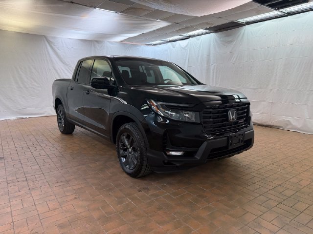 Used 2023 Honda Ridgeline Sport image 1