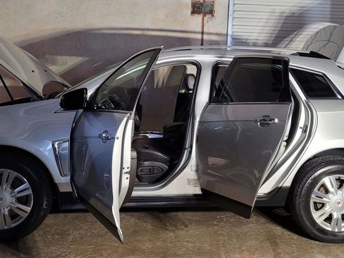 Used 2015 Cadillac SRX Luxury w/ Driver Awareness Package image 13