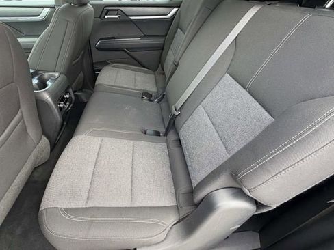 Used 2025 GMC Acadia Elevation FWD image 23