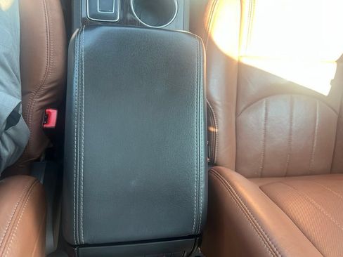 Used 2017 Chevrolet Traverse Premier AWD/4WD image 29