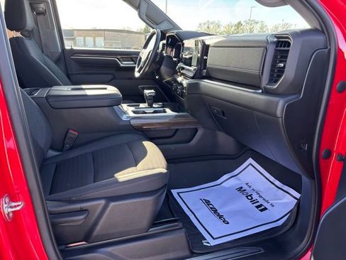 Certified 2022 Chevrolet Silverado 1500 RST w/ Z71 Off-Road Package image 22